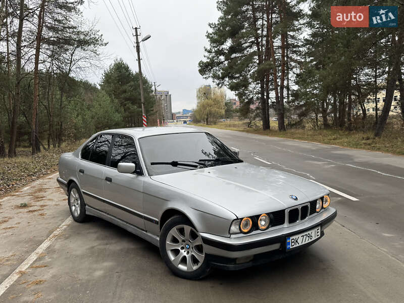 BMW 5 Series 1990