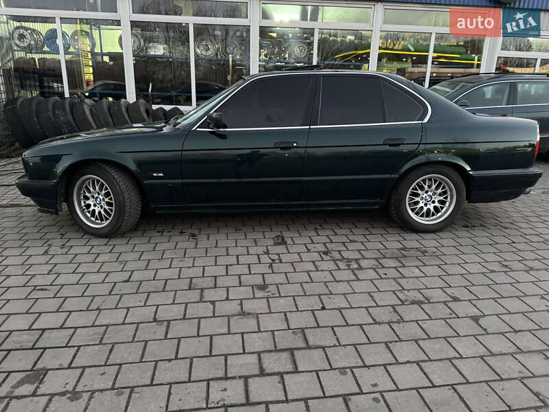 Седан BMW 5 Series 1995 в Тернополі