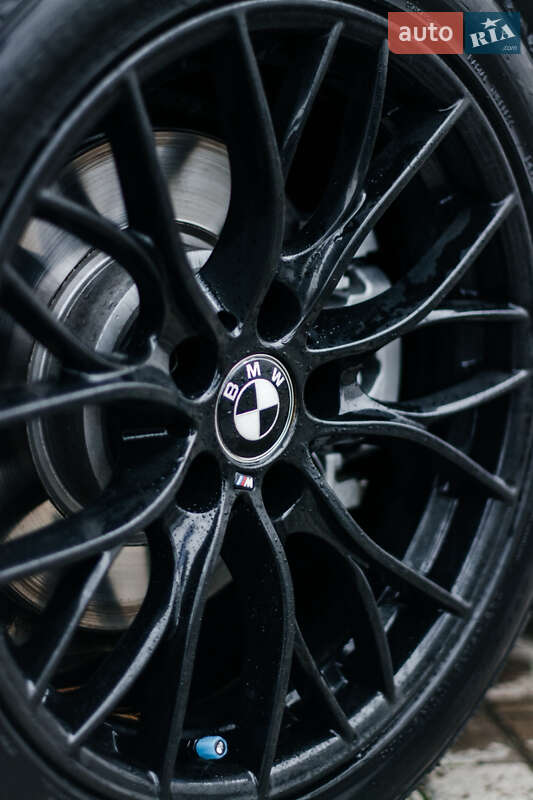 Универсал BMW 5 Series 2012 в Ровно