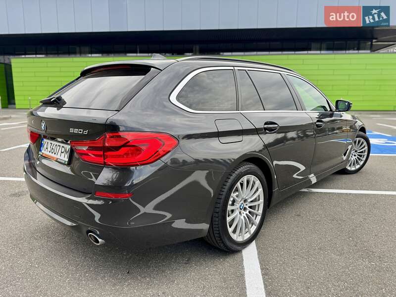 Универсал BMW 5 Series 2017 в Киеве фото 15 Универсал BMW 5 Series 2017 в Киеве