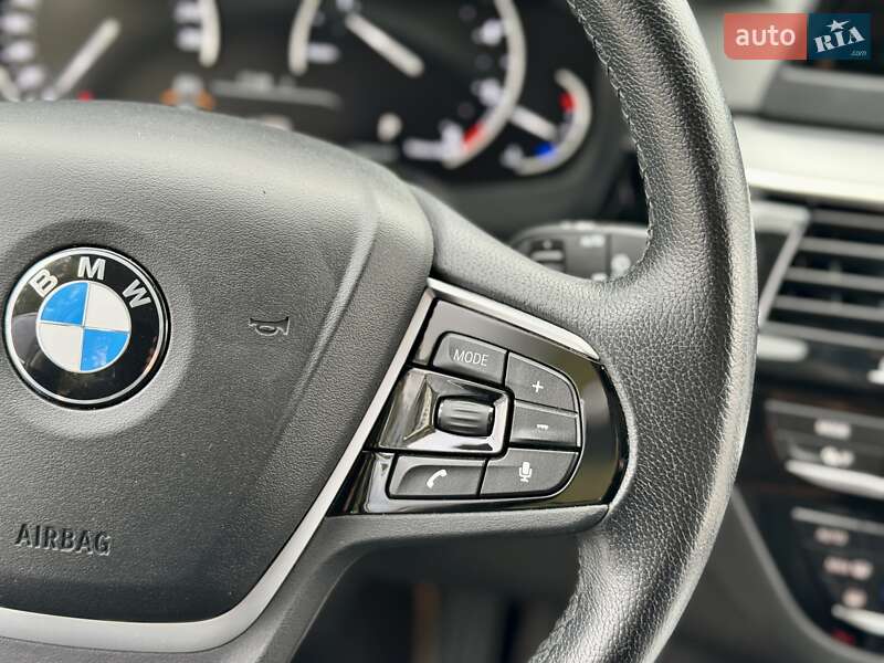 Универсал BMW 5 Series 2017 в Киеве фото 54 Универсал BMW 5 Series 2017 в Киеве