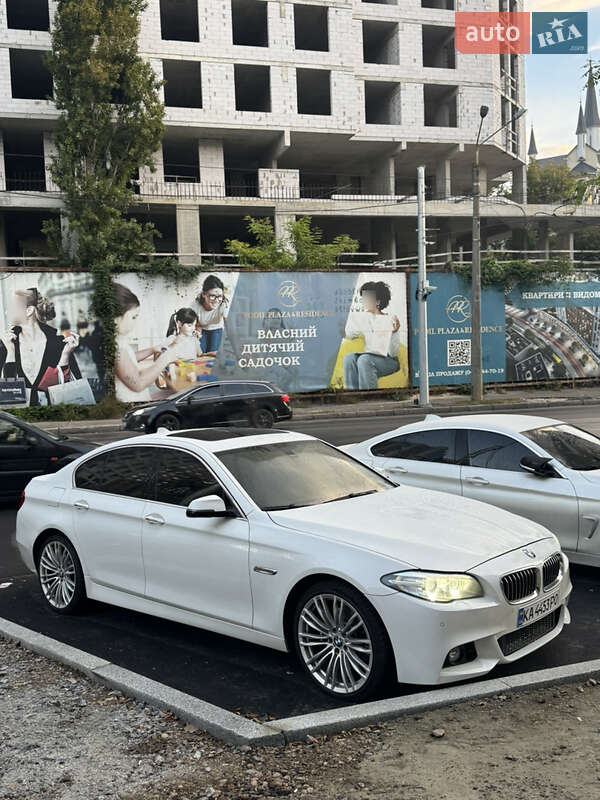 Седан BMW 5 Series 2014 в Киеве