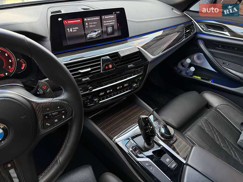 Седан BMW 5 Series 2017 в Кривом Роге