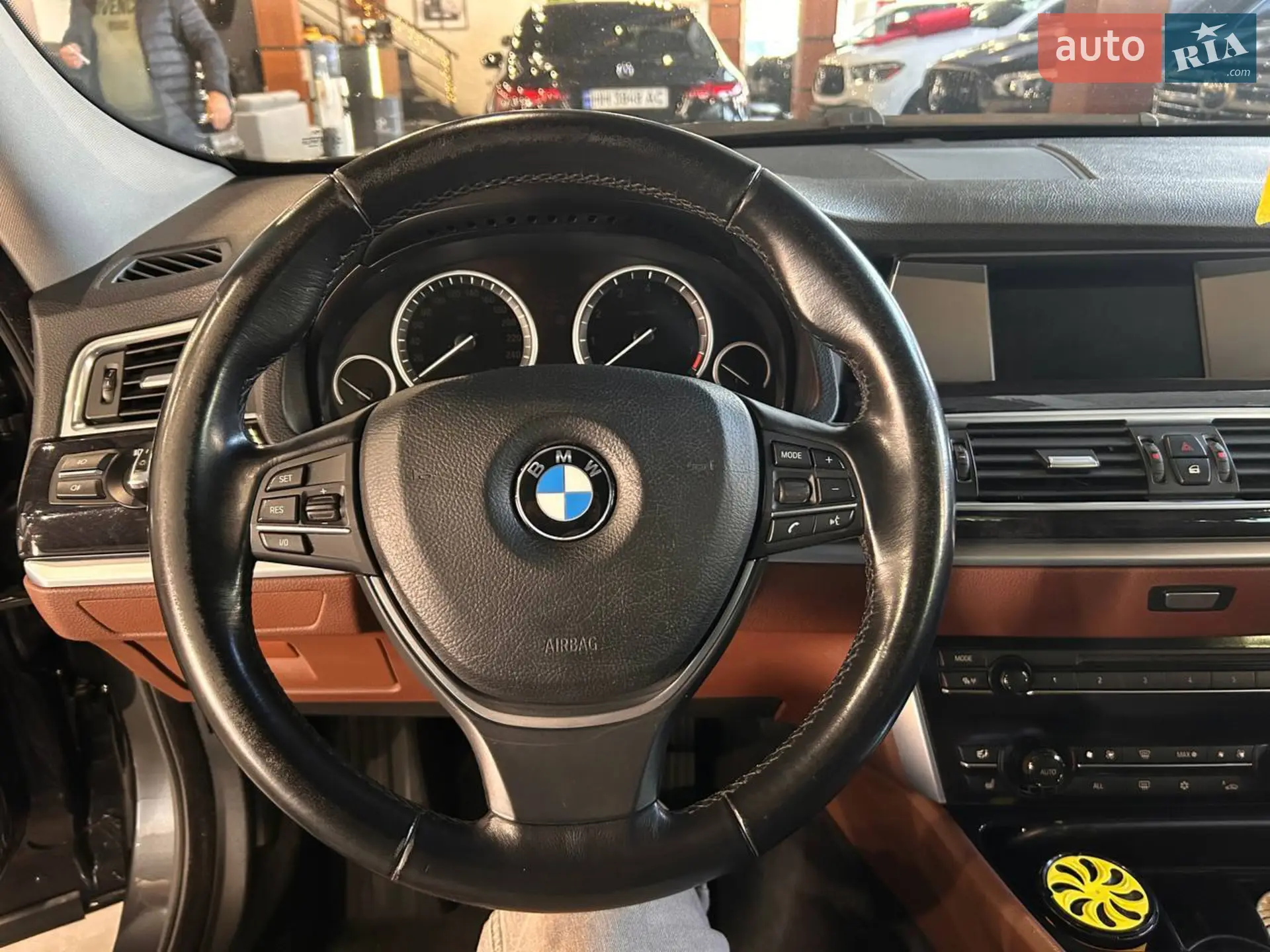 2011 BMW 5er - мініатюра 16