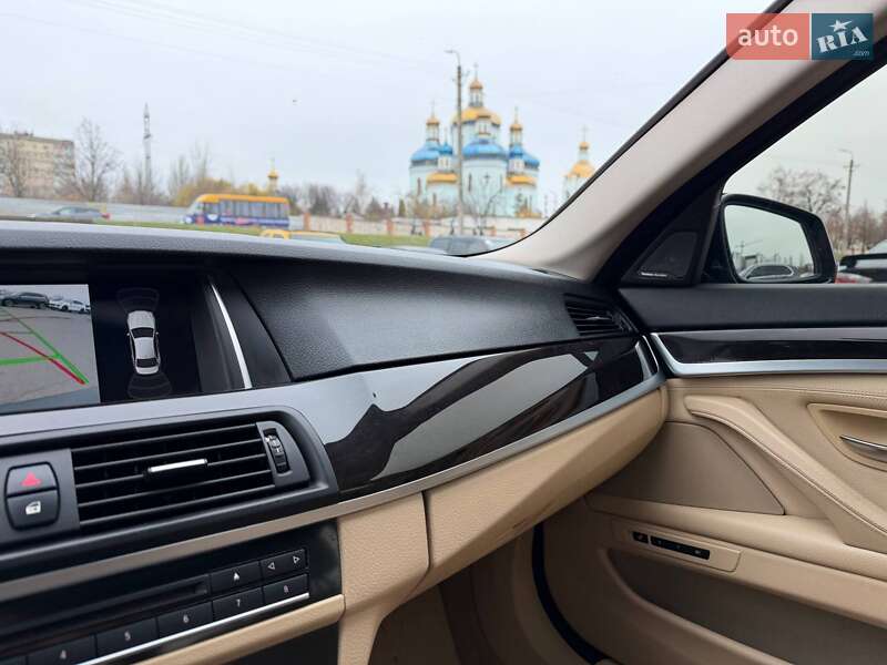 Седан BMW 5 Series 2014 в Кривом Роге