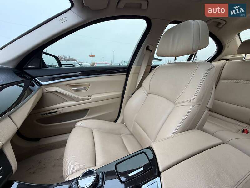 Седан BMW 5 Series 2014 в Кривом Роге