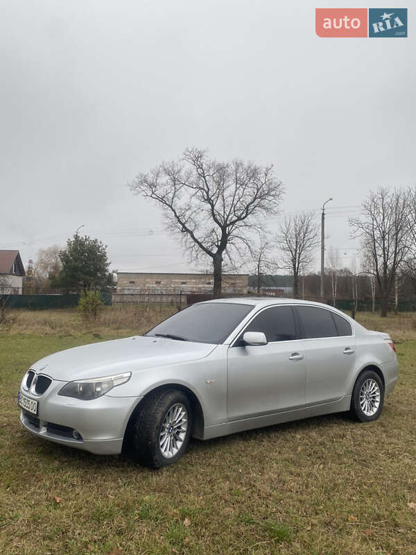 Седан BMW 5 Series 2004 в Славуте