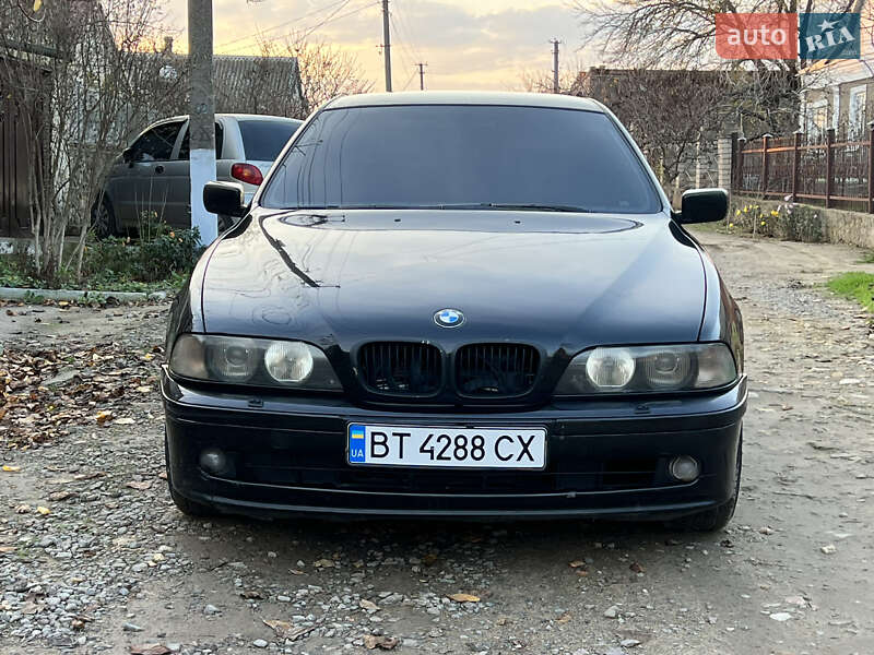 Седан BMW 5 Series 2003 в Херсоне