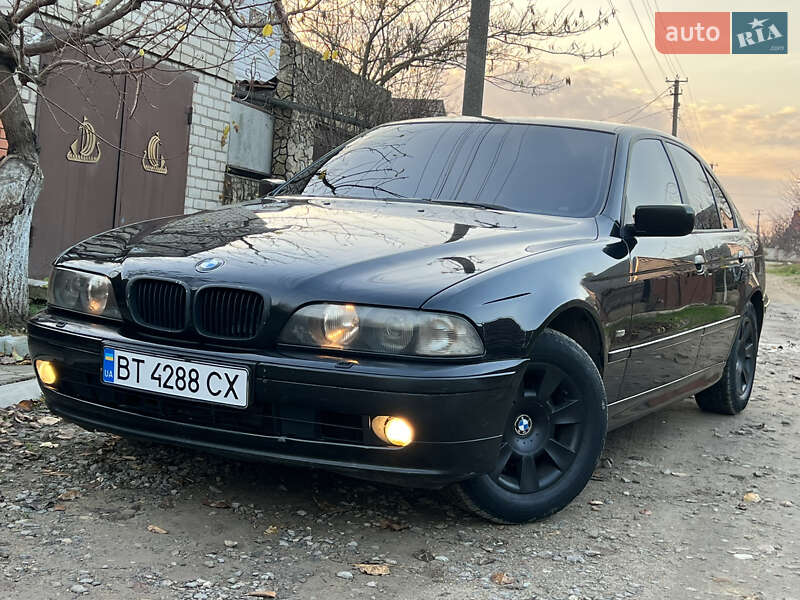 Седан BMW 5 Series 2003 в Херсоне