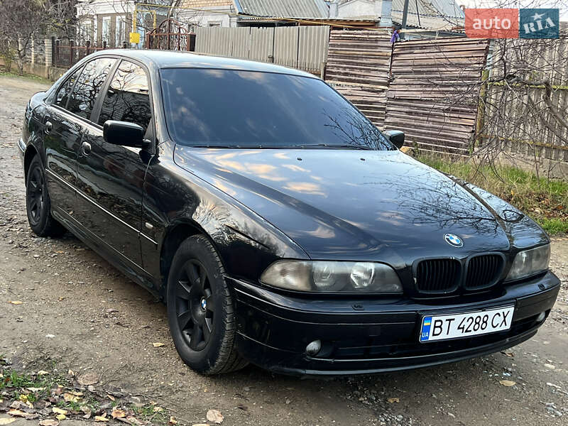 Седан BMW 5 Series 2003 в Херсоне