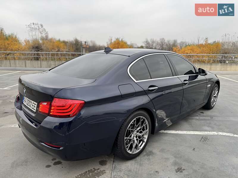 Седан BMW 5 Series 2016 в Киеве