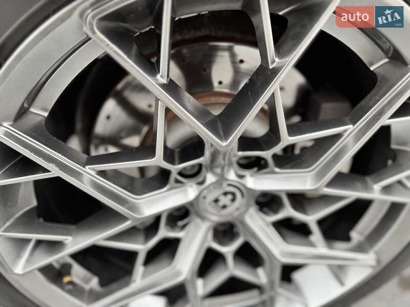 Седан BMW 5 Series 2016 в Киеве