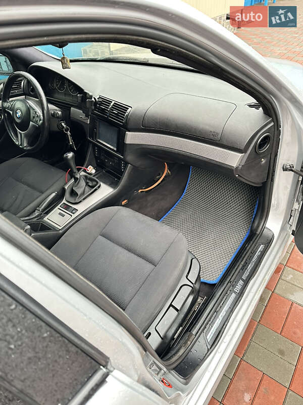 Седан BMW 5 Series 1999 в Хмельницком