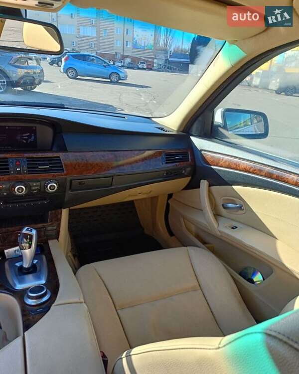 Седан BMW 5 Series 2007 в Житомире