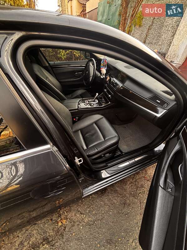 Седан BMW 5 Series 2012 в Дніпрі