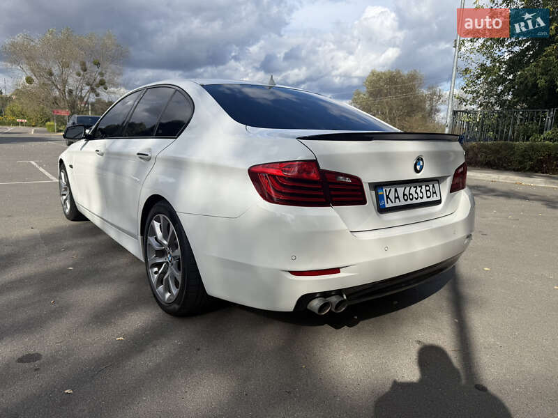 Седан BMW 5 Series 2015 в Киеве