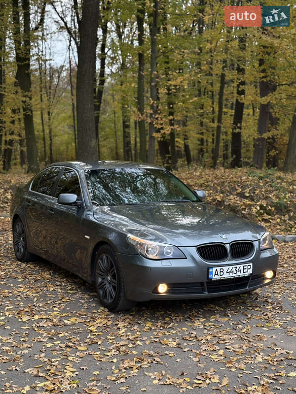 Седан BMW 5 Series 2004 в Жмеринке