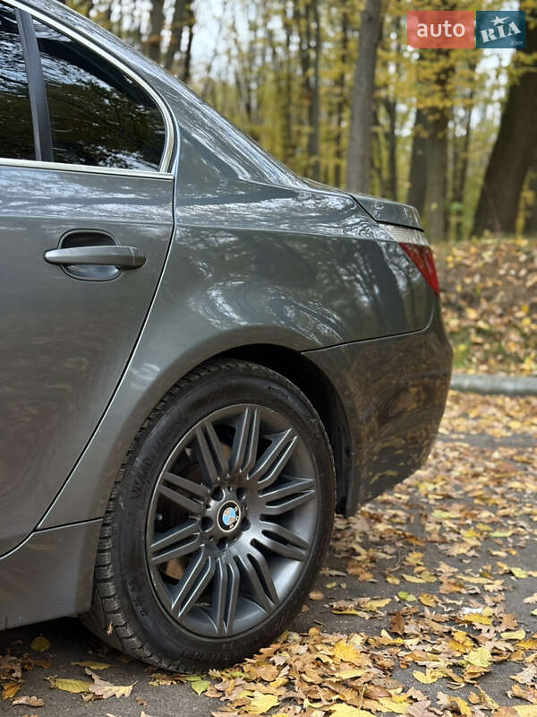 Седан BMW 5 Series 2004 в Жмеринке