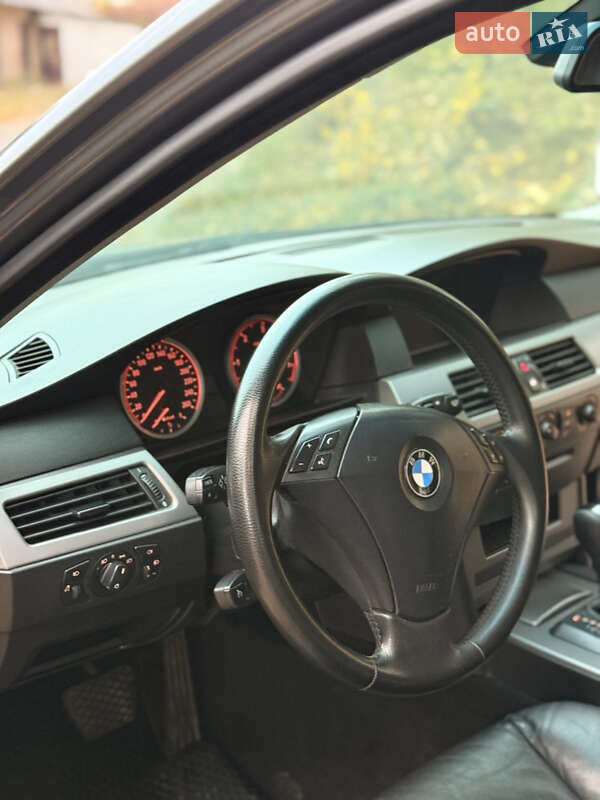 Седан BMW 5 Series 2004 в Жмеринке