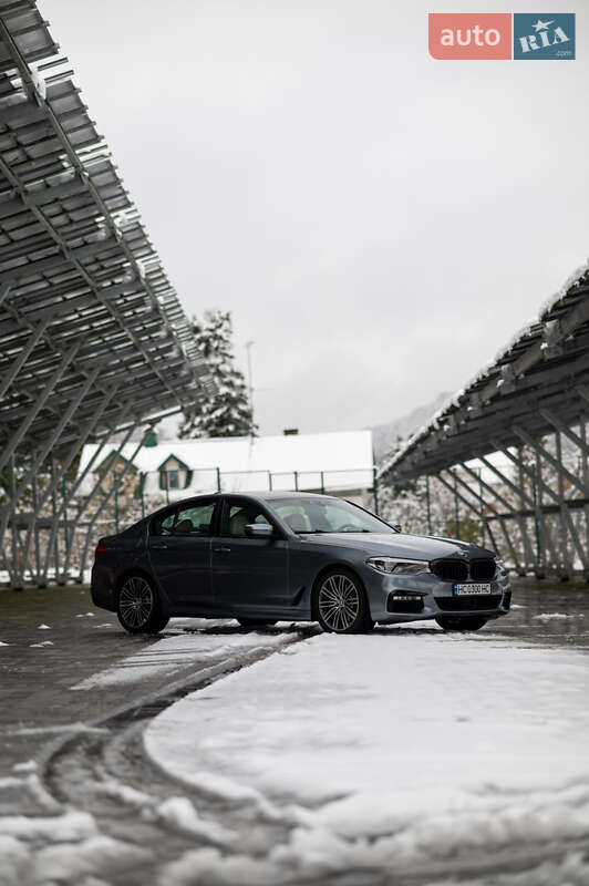 Седан BMW 5 Series 2018 в Львове