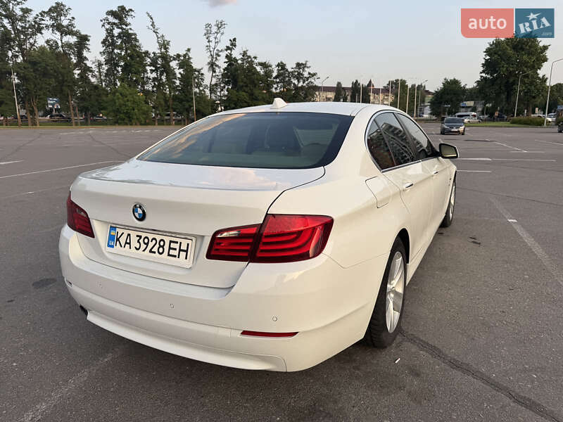 Седан BMW 5 Series 2012 в Киеве