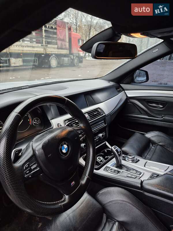 Седан BMW 5 Series 2011 в Рівному