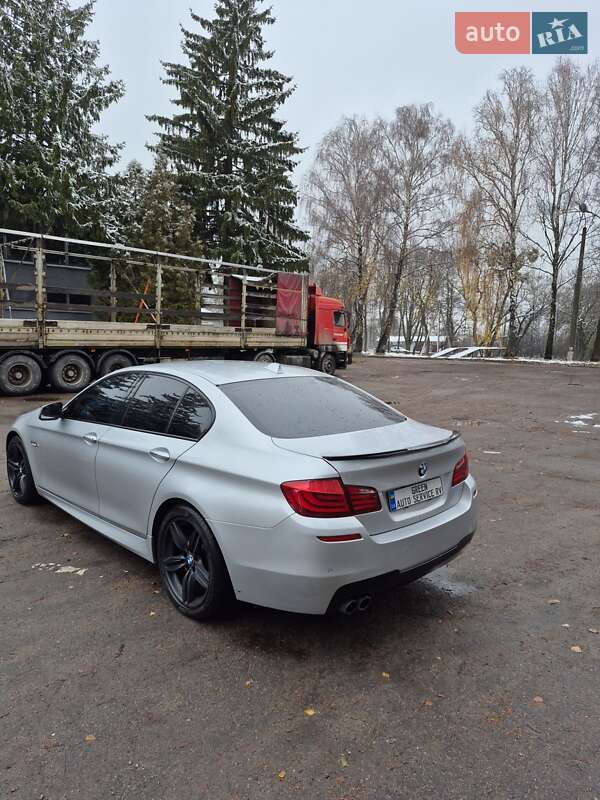 Седан BMW 5 Series 2011 в Рівному