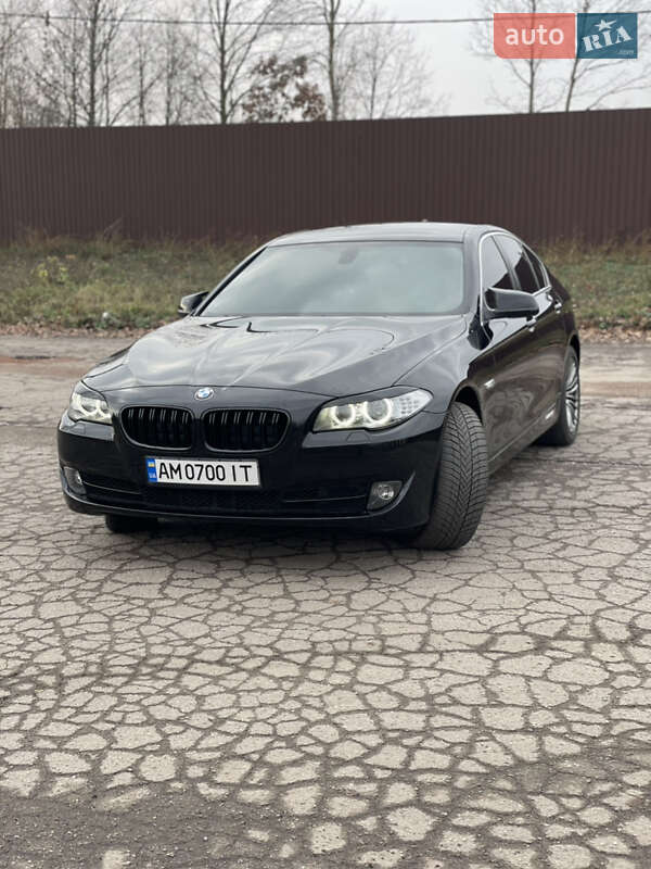 Седан BMW 5 Series 2010 в Полтаві фото Седан BMW 5 Series 2010 в Полтаві