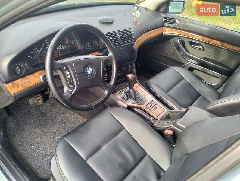 Седан BMW 5 Series 1998 в Одессе