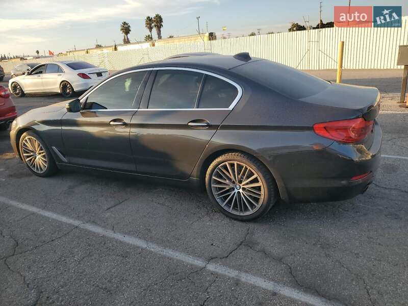 Седан BMW 5 Series 2017 в Львове