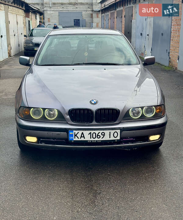 BMW 5 Series 1999 BMW 5 Series 1999