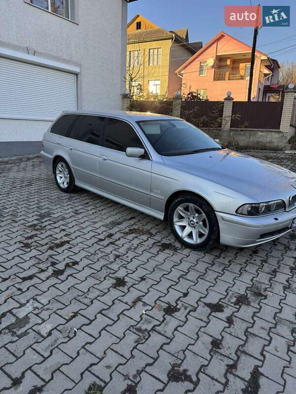 Универсал BMW 5 Series 2002 в Заставной
