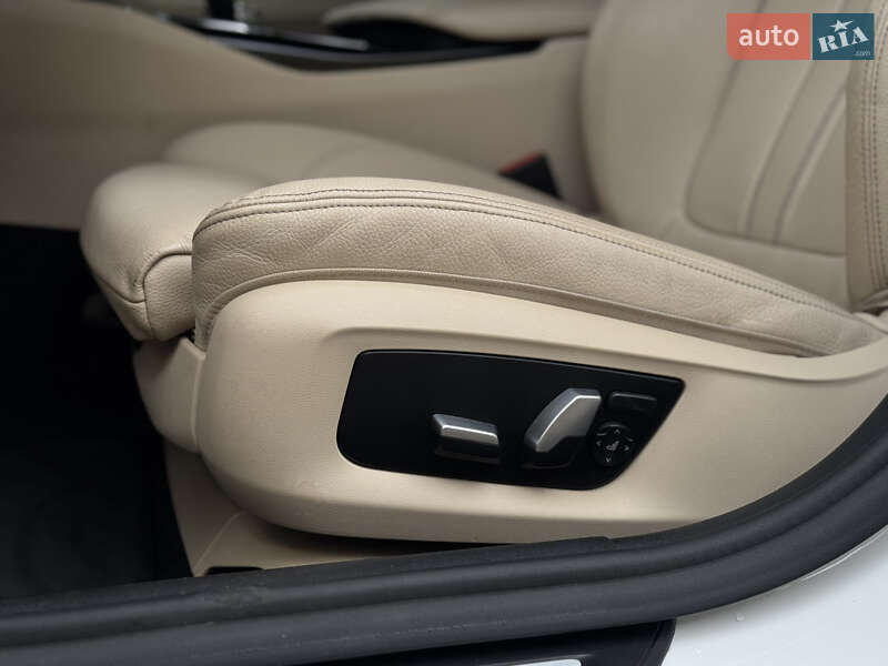 Седан BMW 5 Series 2020 в Днепре