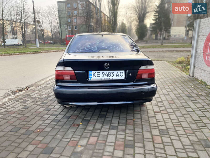 Седан BMW 5 Series 1997 в Кривом Роге