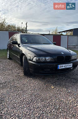 Универсал BMW 5 Series 2002 в Киеве