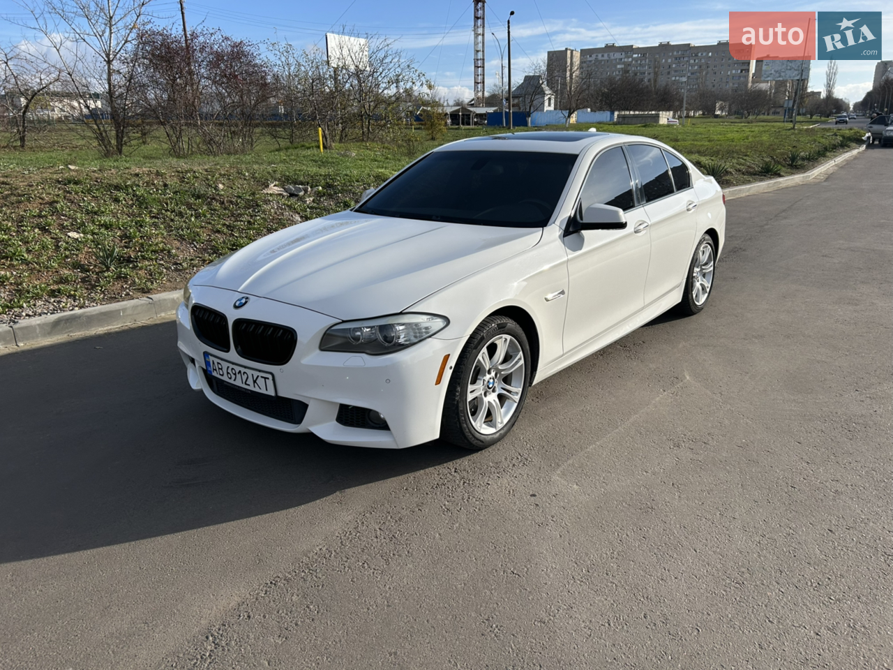 2013 BMW 5er - мініатюра 21