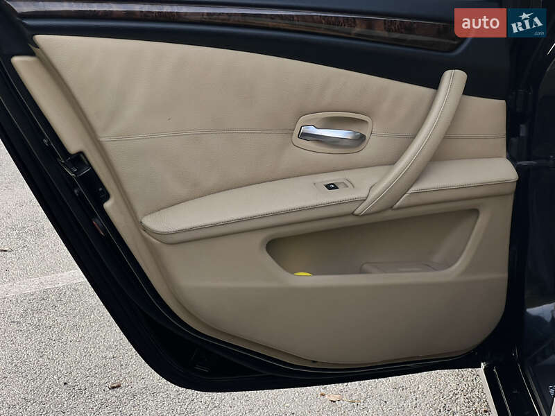 Седан BMW 5 Series 2007 в Киеве