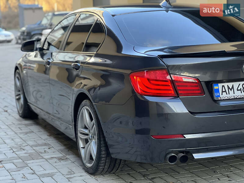 Седан BMW 5 Series 2013 в Ровно