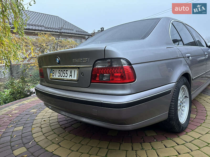 Седан BMW 5 Series 1996 в Решетиловке