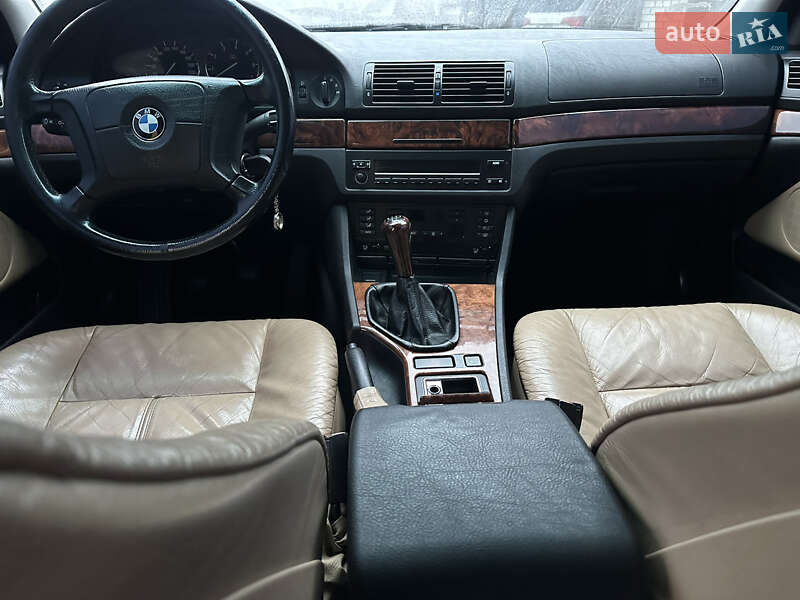 Седан BMW 5 Series 1996 в Решетиловке