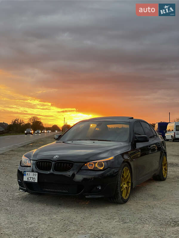 Седан BMW 5 Series 2007 в Калуше