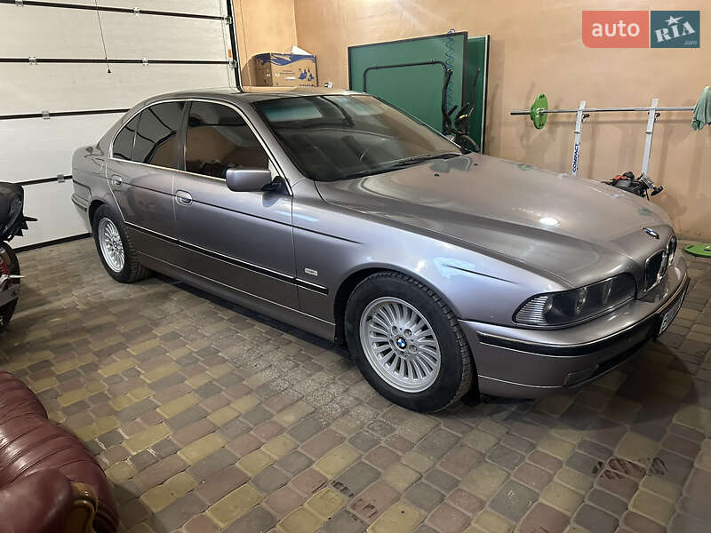 Седан BMW 5 Series 1996 в Решетиловке