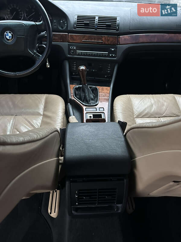 Седан BMW 5 Series 1996 в Решетиловке