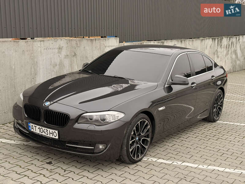 Седан BMW 5 Series 2010 в Тернополе