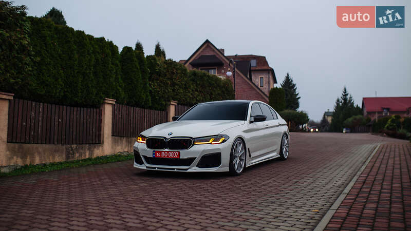 Седан BMW 5 Series 2017 в Залещиках