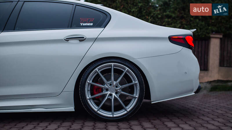 Седан BMW 5 Series 2017 в Залещиках