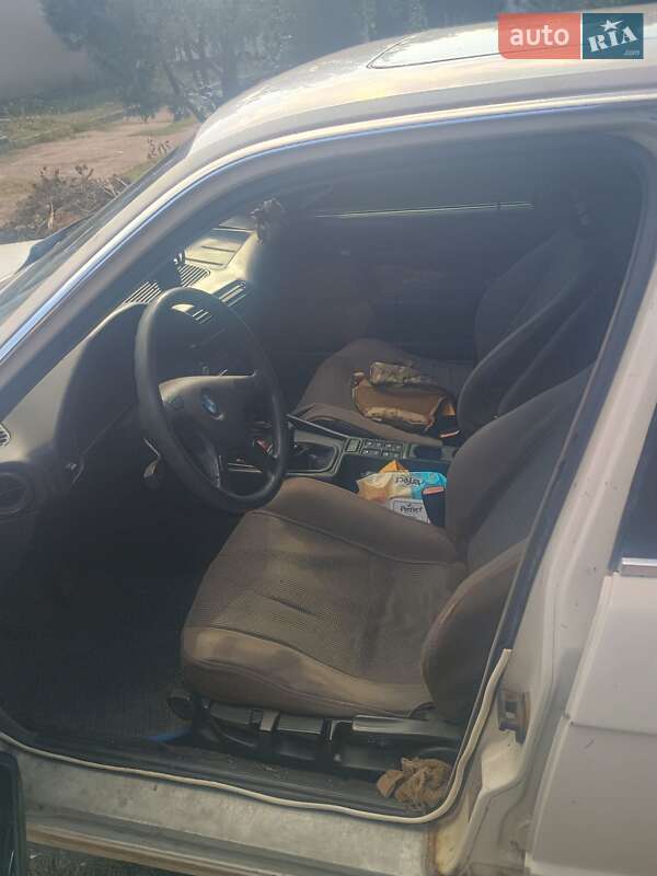 Седан BMW 5 Series 1991 в Николаеве