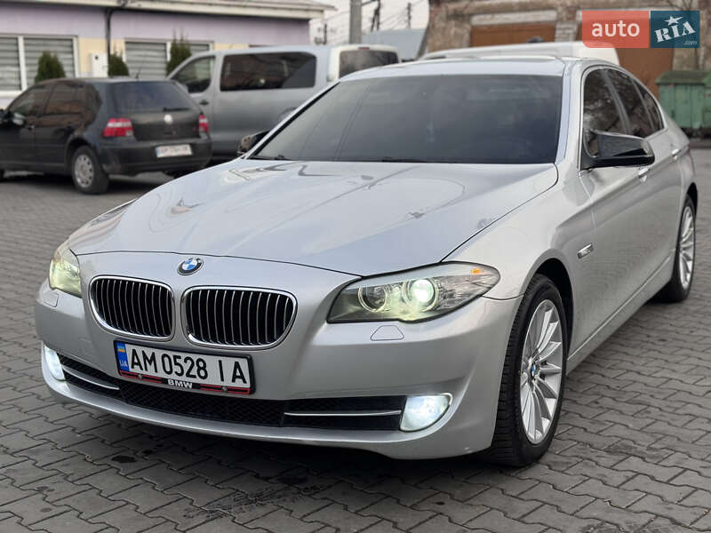 Седан BMW 5 Series 2011 в Радомышле