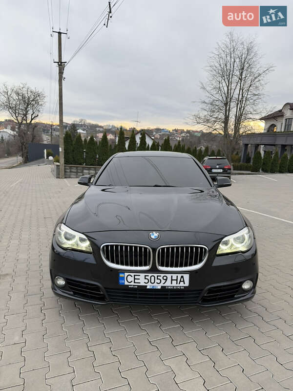 Седан BMW 5 Series 2012 в Черновцах