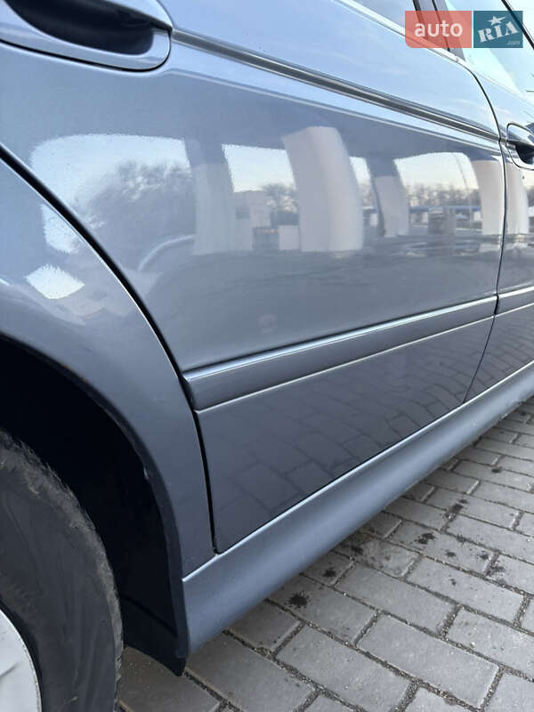 Седан BMW 5 Series 2001 в Дніпрі